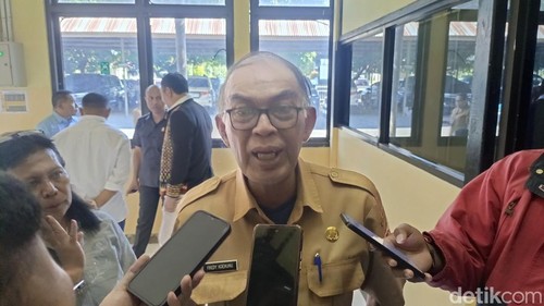 Kadis Perhubungan NTT Frederik Koenunu.
