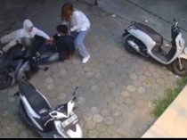 Viral Aksi Berani 2 Cewek Gagalkan Maling 2 iPhone di Temanggung