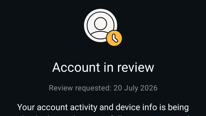 Akun WhatsApp ditinjau.