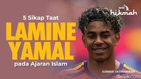 5 Sikap Taat Lamine Yamal pada Ajaran Islam