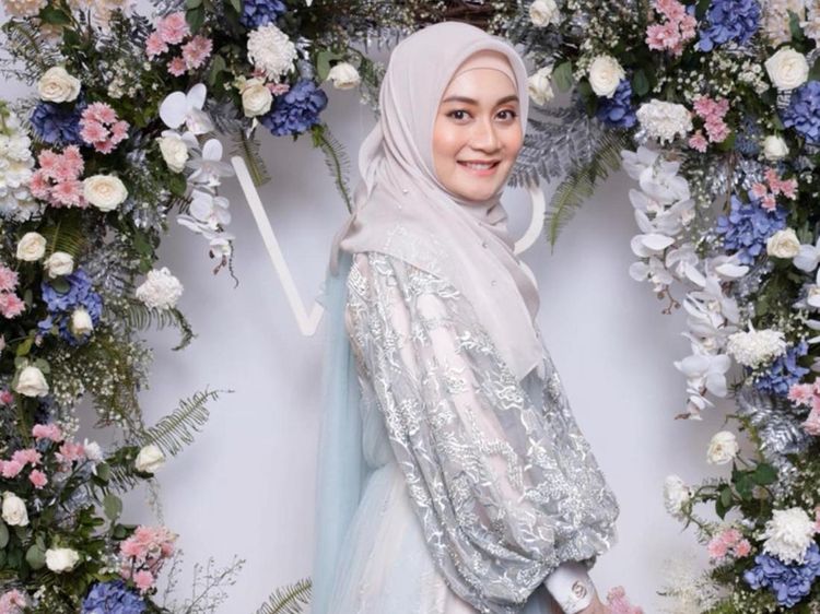 Ayu Pratiwi Umumkan Telah Menikah