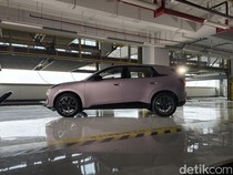 Canggih! Mobil Listrik Rp 300 Jutaan dari BAIC Bisa Parkir Sendiri