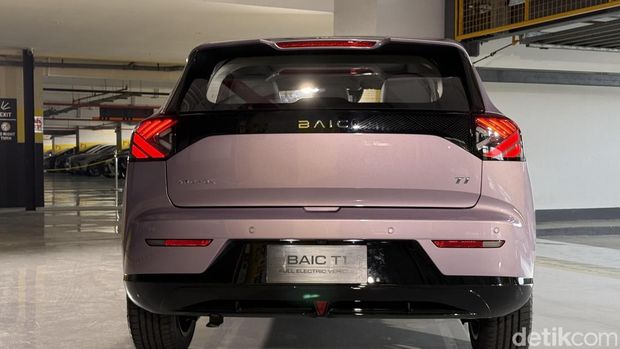 BAIC T1