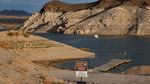 Waduk Terbesar di AS Terus Menyusut Dilanda Kekeringan