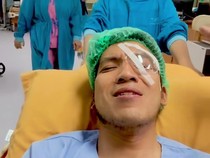 Akhirnya Desta Jalani Operasi Sedot Darah Beku di Lensa Mata