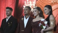 Di nikahan Nathalie Holscher itu, Dinar Candy, memang datang bersama teman pria asal Turki.  Foto: Channel YouTube Nathalie Holscher