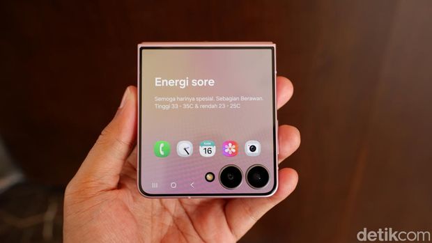 Galaxy Z Flip8