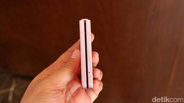 Galaxy Z Flip8