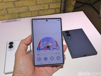 Sensasi Menggenggam Galaxy Z Fold8, Form Factor Baru!