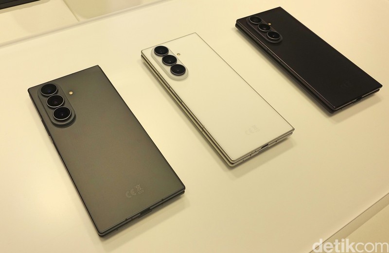 Galaxy Z Fold8 Ultra