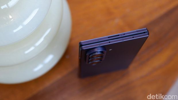 Galaxy Z Fold8 Ultra
