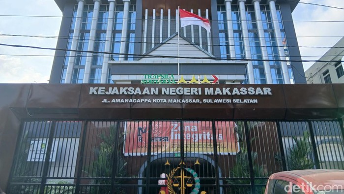 Gedung Kejaksaan Negeri Makassar.