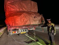 Ini Penyebab Hiace Tabrak Truk di Tol Pandaan-Malang Tewaskan 3 orang