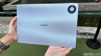 Huawei MatePad Pro Max diklaim sebagai tablet flagship 13 inch paling tipis dan ringan di kelasnya. Foto: Virgina Maulita Putri/detikINET