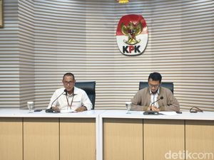 KPK Ungkap Selisih SGD 2.000 di Amplop Bupati Kuansing untuk Menhut
