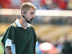 Gaya Simple Justin Bieber Tampil di Piala Dunia 2026, Antingnya Rp 358 Jutaan