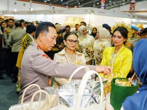 Kapolri Tinjau Bazar Kreasi Bhayangkari Nusantara di JCC Senayan