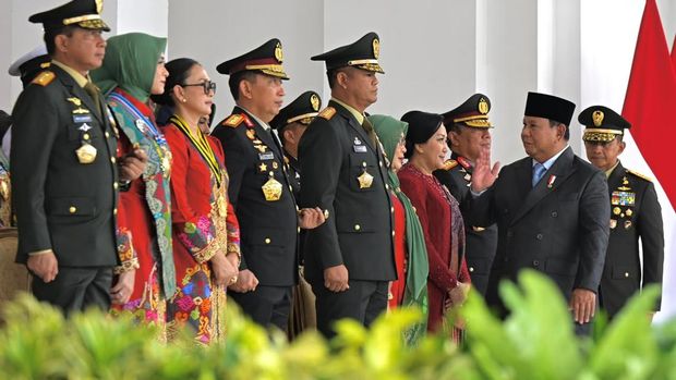 Kapolri Jenderal Listyo Sigit dan Panglima TNI Jenderal Agus Subiyanto di Upacara Praspa 2026,  di Istana Merdeka, Rabu (22/7/2026).