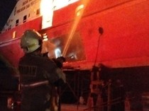Video: Kapal Basarnas Terbakar di Muara Baru Jakut, Penyebab Masih Diselidiki