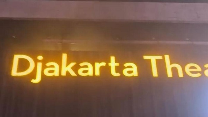 Kebakaran melanda gedung Djakarta Theater di Jalan MH Thamrin No.9, RT 002/001 Kebon Sirih, Menteng, Jakarta Pusat pada Selasa (21/7/2026) malam.
