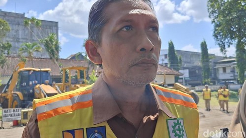 Kepala Dinas Pekerjaan Umum, Penataan Ruang, Perumahan, dan Kawasan Permukiman (PUPRPKP) NTB, Lalu Kusuma Wijaya. (Foto: Ahmad Viqi/detikBali)