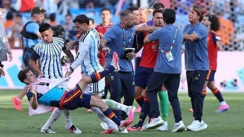 Kericuhan usai final Piala Dunia 2026  Sanksi apa yang berpotensi dihadapi Argentina?