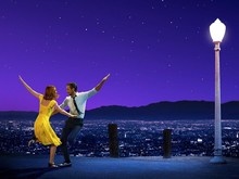 Akhirnya Tangan Ryan Gosling Bener di Poster Baru La La Land
