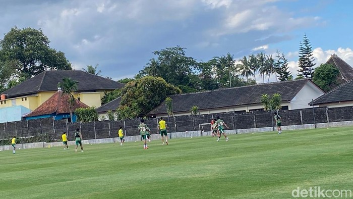 Latihan PSS Sleman di Lapangan Pakembinangun, Sleman, Rabu (22/7/2026).