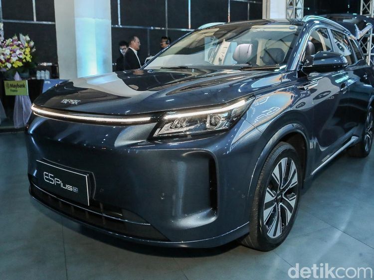 DFSK E5 Plus Resmi Mengaspal di Indonesia