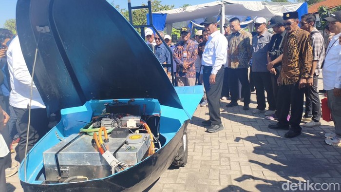 Mentan Andi Amran Sulaiman Beli Inovasi ITS untuk Perkuat Swasembada Pangan