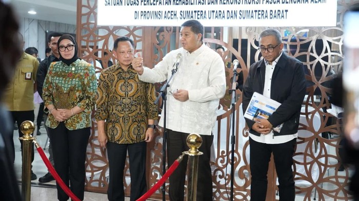 Menteri Dalam Negeri Tito Karnavian dan Menteri Perumahan dan Kawasan Permukiman Maruarar Sirait.