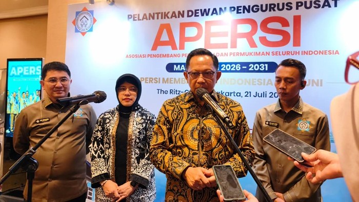 Menteri Dalam Negeri Tito Karnavian di acara pelantikan pengurus Apersi masa bakti 2026-2031.