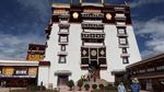 Menyusuri Jejak Budaya Tibet di Jantung Kota Lhasa