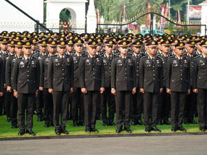 Momen Khidmat Pelantikan 1.177 Perwira TNI-Polri di Istana Merdeka