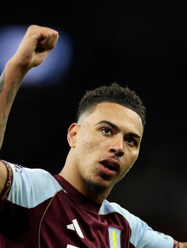 10 Penjualan Termahal Aston Villa: Ada Benteke, Grealish, hingga Rogers