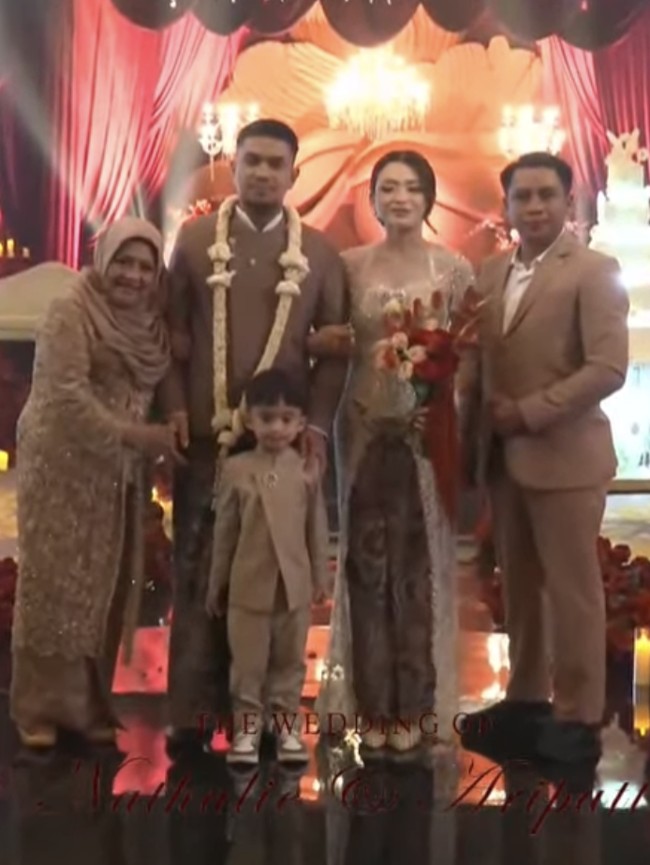 Senyum Adzam di Pernikahan Nathalie Holscher dengan Aripat