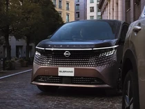 Nissan Elgrand Terbaru Meluncur, Harga Mulai Rp 750 Jutaan