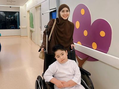 Perasaan Oki Setiana Dewi Usai Sulaiman Dikhitan