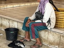 25 Tahun Jadi Bakul Ikan, Parsim Berjuang demi Impian ke Tanah Suci