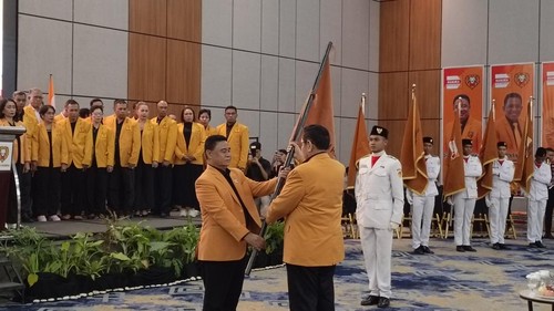 Pelantikan Ketua DPD dan DPC Hanura se-NTT di Kupang, Rabu (22/7/2026). (Simon Selly/detikBali)