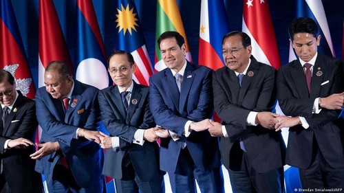 Perang Iran dan Konfrontasi AS-Cina Dominasi Pertemuan ASEAN