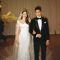 Pernikahan Nadech dan Yaya viral disebut-sebut ‘Wedding of the Year’ di Thailand. Pasalnya mereka melangsungkan tiga upacara pernikahan berbeda di Norwegia hingga Thailand. Resepsi yang dihadiri Lisa BLACKPINK di Bangkok resmi menutup rangkaian prosesi tersebut. Foto: Instagram