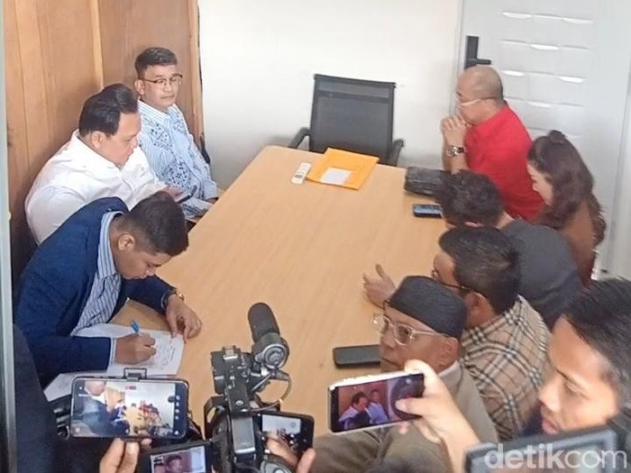Sarwendah dan Ruben Onsu di Pengadilan Negeri Jakarta Selatan, Rabu (22/7/2026).