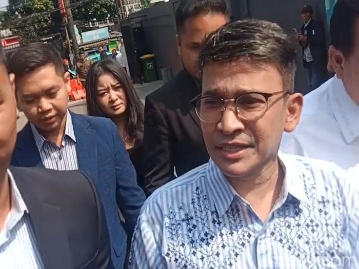 Sarwendah dan Ruben Onsu di Pengadilan Negeri Jakarta Selatan, Rabu (22/7/2026).