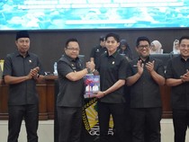Wabup Gowa Serahkan Ranperda Pertanggungjawaban APBD 2025 ke DPRD