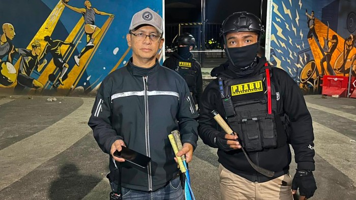 Barang bukti yang didapatkan dari pemuda yang diamankan di Bandung.