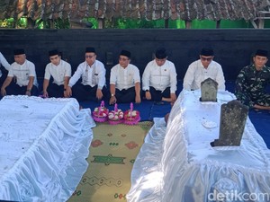 Bupati-Forkopimda Ziarah Makam Jelang HUT Klaten