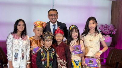 Seru Abis! 6 Host Cilik Ceria Anak Indonesia Grebek Kantor Wamenbud Giring Ganesha