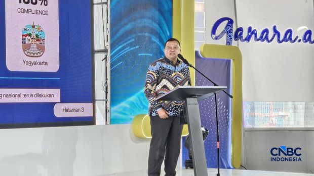 Direktur Jenderal Ekosistem Digital Komdigi Edwin Hidayat Abdullah dalam acara Deklarasi Komitmen Bersama Implementasi Penuh registrasi Pelanggan Berbasis Data Biometrik di Jakarta, Kamis (23/7/2026). (CNBC Indonesia/Intan Rakhmayanti)