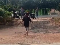 Duel 2 Pria Bawa Pedang di Lampung Timur Berawal dari Cekcok